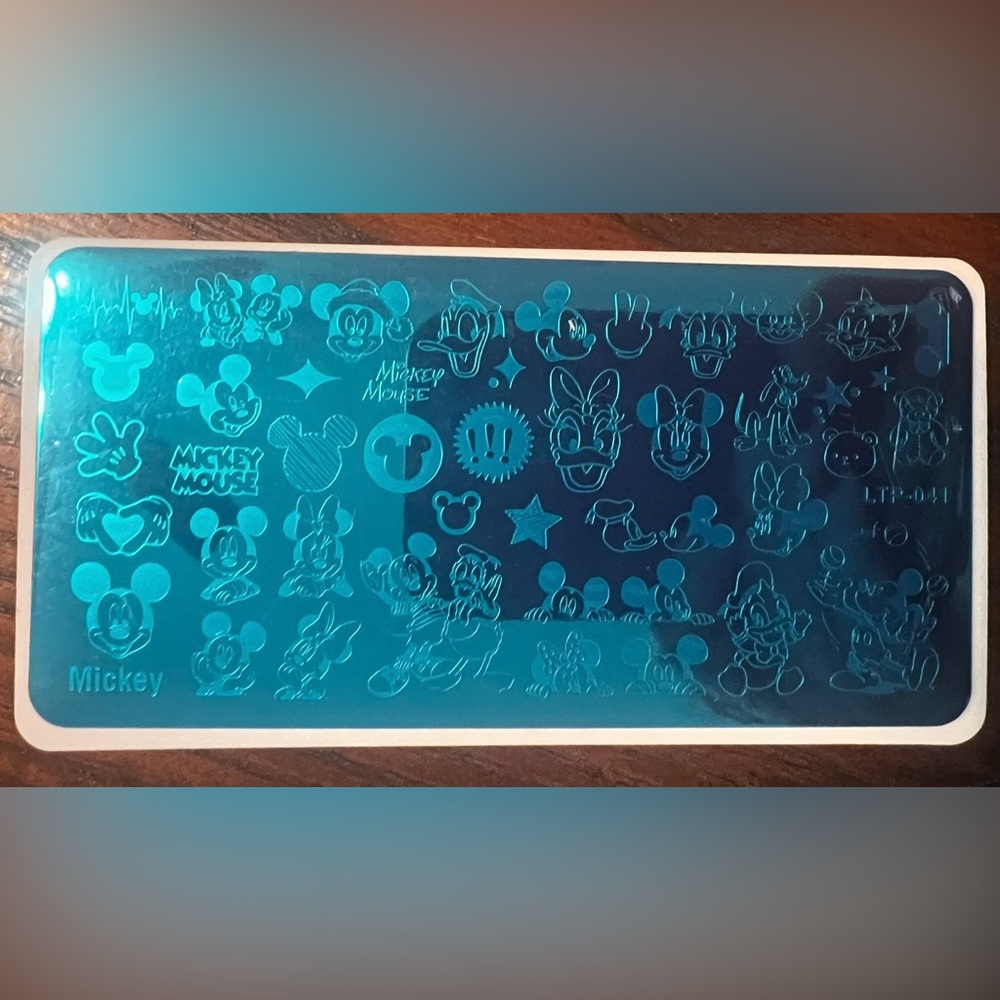 $5~CHARACTER NAIL STAMPING PLATE~STAINLESS/PLASTIC BASE~NEW~$5 IF BUNDLED WITH 3 - Picture 3 of 16
